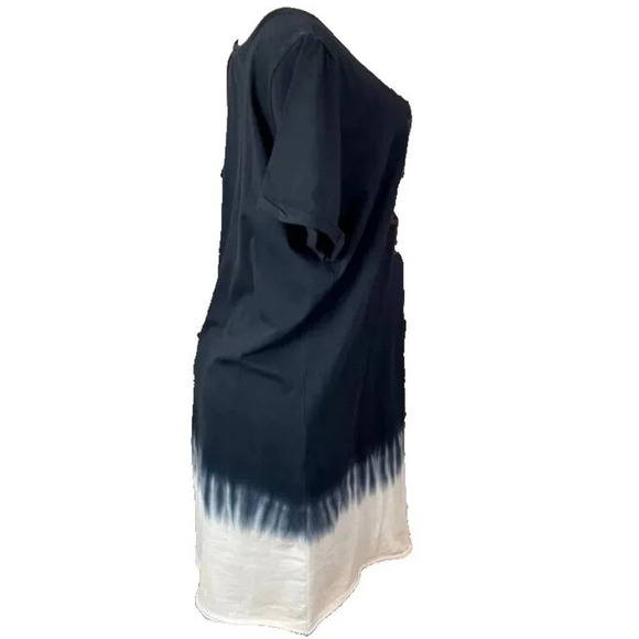 Torrid +3 Black Dip-Dye Slashed V-Neck Accent Print Short Sleeve T-Shirt Dress - Picture 3 of 6